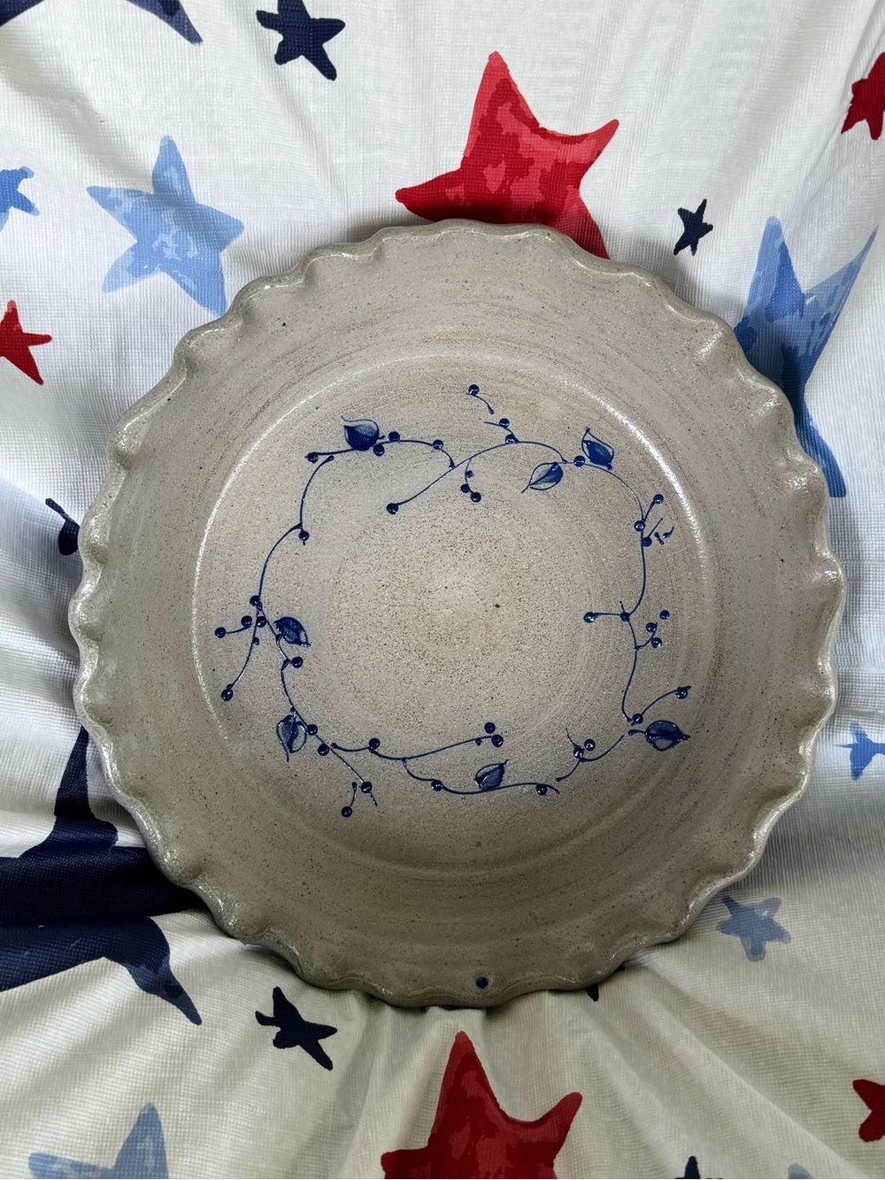 Salmon Falls Pottery Vintage Pie Plate with Blueberry Vine